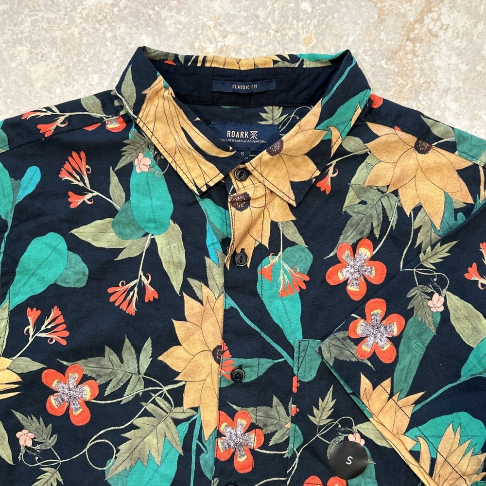 Roark Wildflower Button Up Shirt Men Small Black Classic Fit Short Sleeve Floral